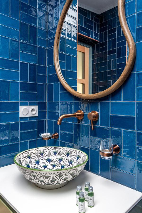 The Blue Nature Suite Downtown Montmartre Paris Exteriör bild